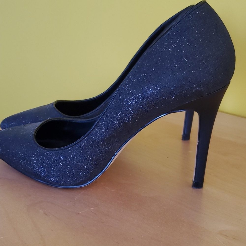 Shoes - Picture 2 of 2